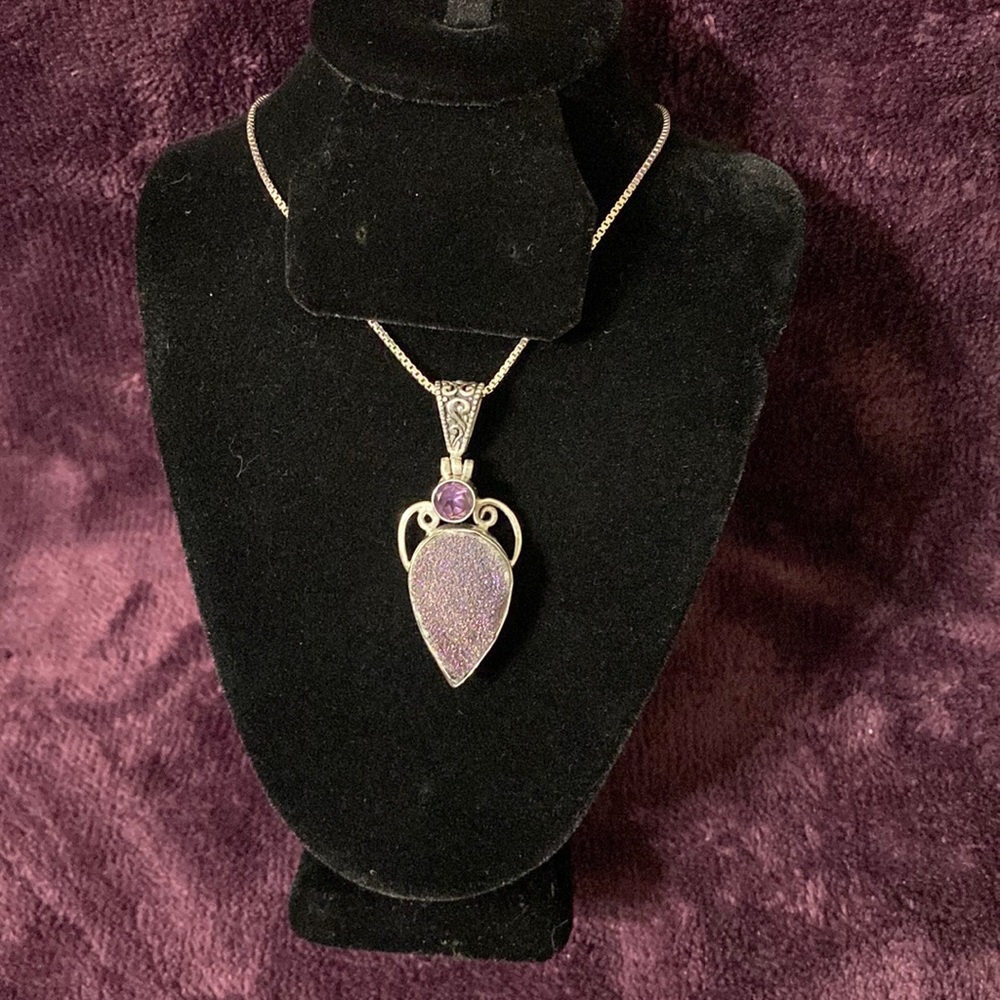 Sterling Silver Vintage Necklace by Silver Unlimited